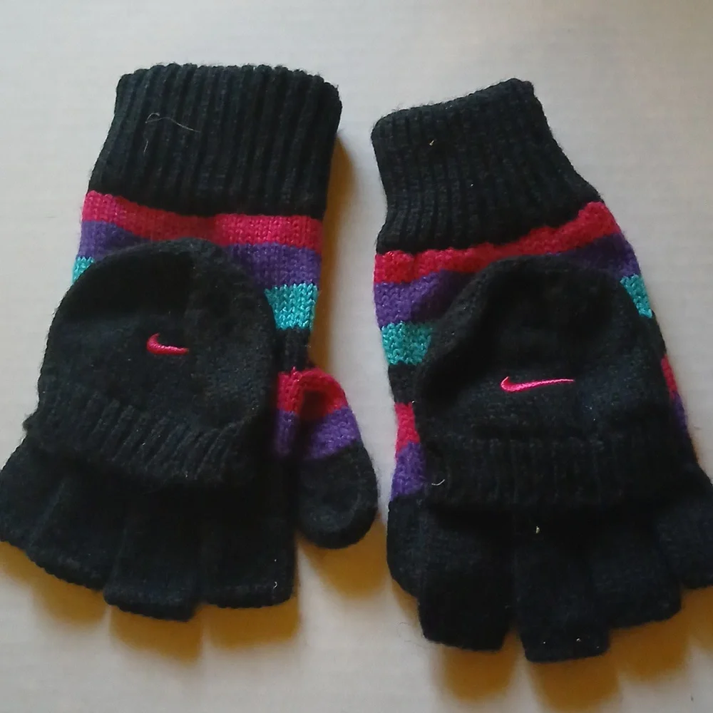 Nike Kids Girls Black and Multicolor Convertible Gloves GUC